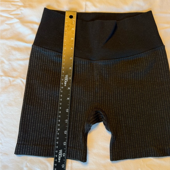 JoyLab Black Ribbed Bike Shorts - Picture 4 of 6